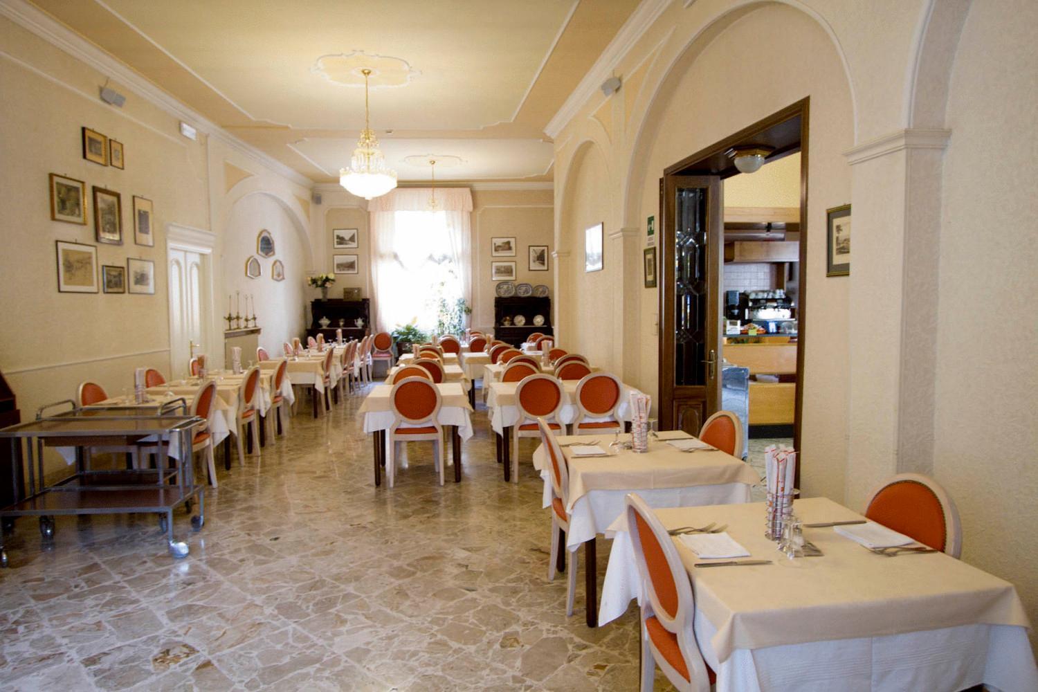 Albergo Amici Varese Ligure Buitenkant foto